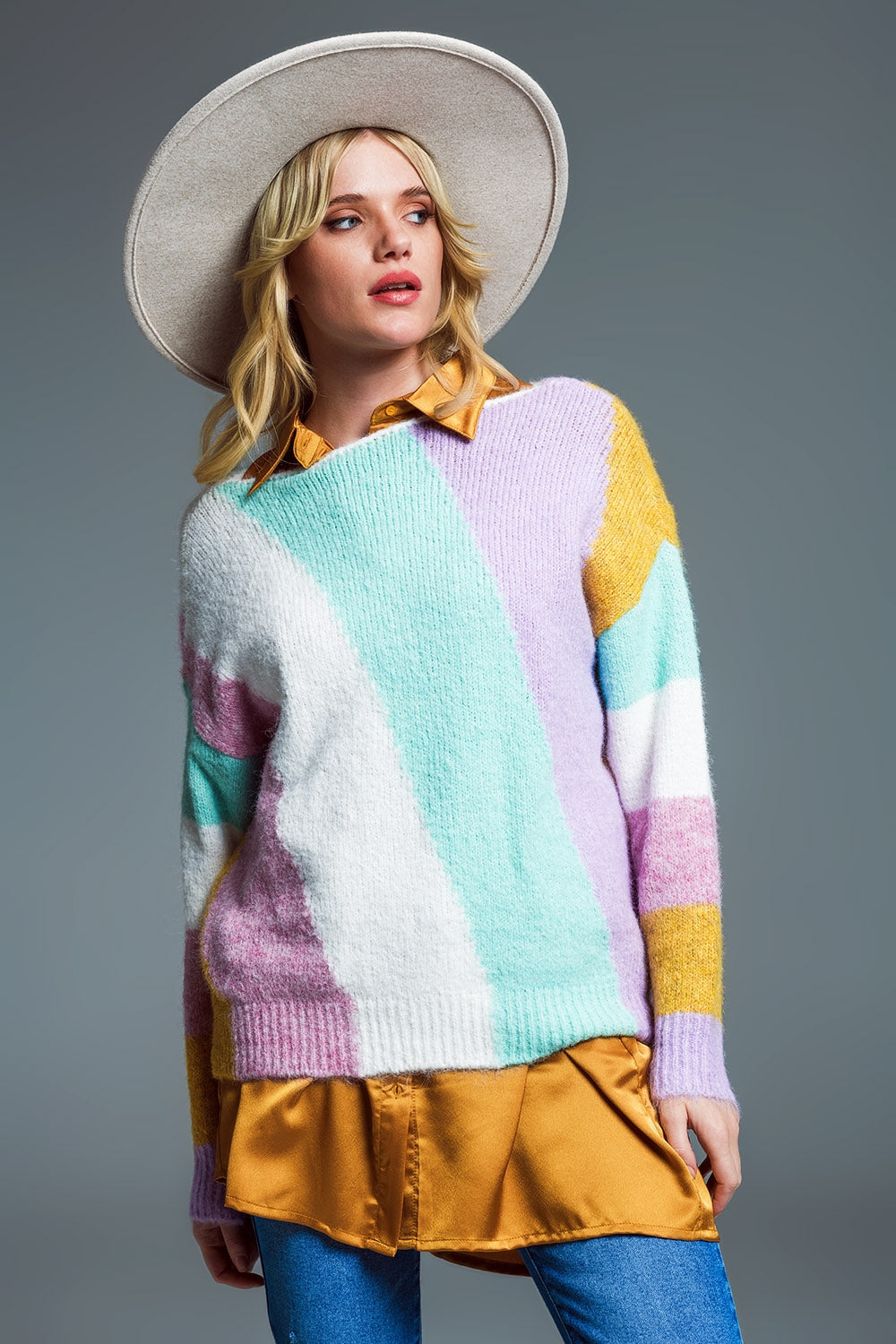 Sweater With Boat Neck in Pastel Colors