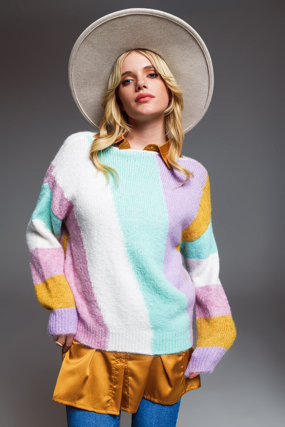 Sweater With Boat Neck in Pastel Colors